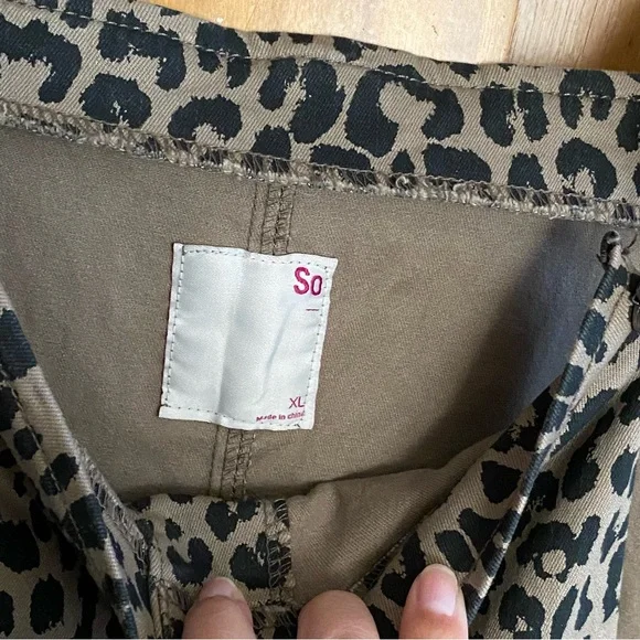 SO Leopard Print Overall Dress with Pockets - Picture 2 of 6